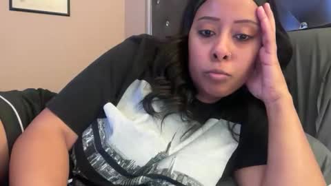 onlyinurdreams00 online show from 12.19.25