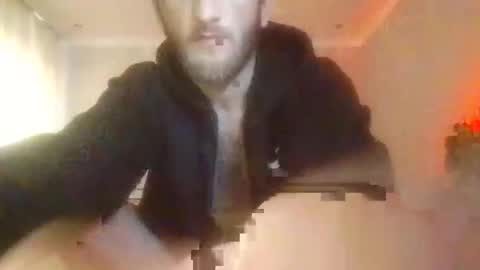 oo_lonely_life_oo276870 online show from 12.17.24
