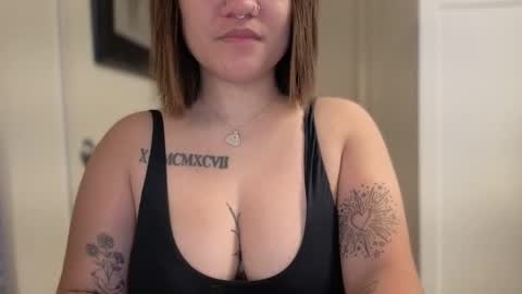 Miss Girly online show from 04.18.26