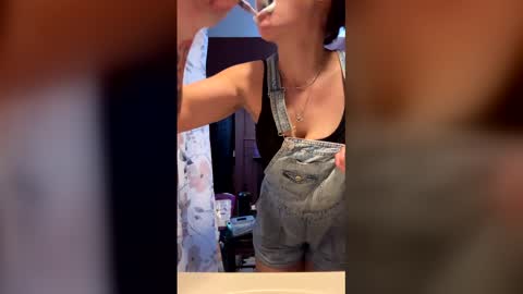 Jolene online show from 05.17.26