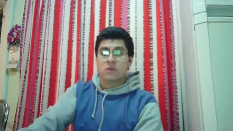 oomaurooo online show from 12.17.24