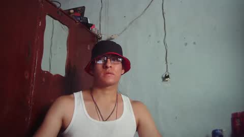 oomaurooo online show from 09.17.25