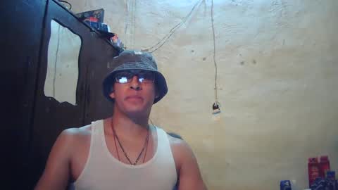 oomaurooo online show from 09.20.25