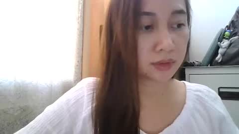 Snapshot of oopsitseloise chatting on 04.13.26 Eloise online show from 04.13.26