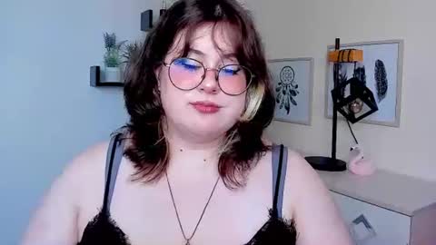 OpheliaLush online show from 08.03.26