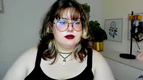 OpheliaLush online show from 08.04.26