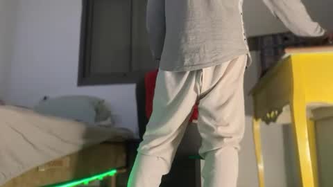 Snapshot of or690 chatting on 12.31.24 or online show from 12.31.24