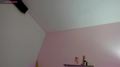 Miss Guzman  online show from 05.11.26