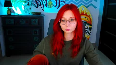 Snapshot of orianna_blade chatting on 01.10.25 Orianna - Hi Im into geek culture cosplay crafting LARP games. Shall we play DnD online show from 01.10.25