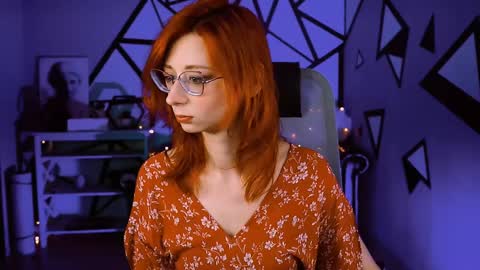 Snapshot of orianna_blade chatting on 01.25.25 Orianna - Hi Im into geek culture cosplay crafting LARP games. Shall we play DnD online show from 01.25.25