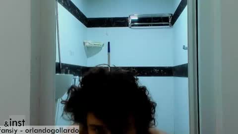 Snapshot of orlando__bloom chatting on 02.10.25 Fansly and Instagram -  online show from 02.10.25