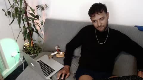 orlando_horny online show from 10.02.25