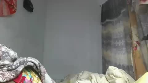 ornellahhh online show from 10.29.25