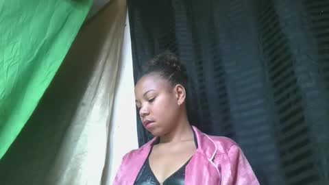 ornellahhh online show from 12.16.25