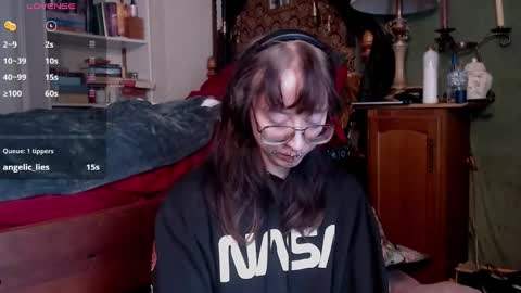 Snapshot of orookun chatting on 01.11.25 orookun online show from 01.11.25