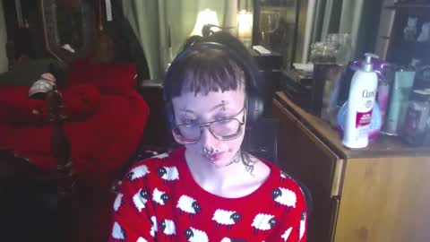 Snapshot of orookun chatting on 10.27.25 orookun online show from 10.27.25