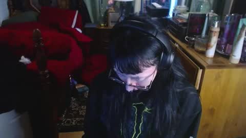 Snapshot of orookun chatting on 11.02.25 orookun online show from 11.02.25