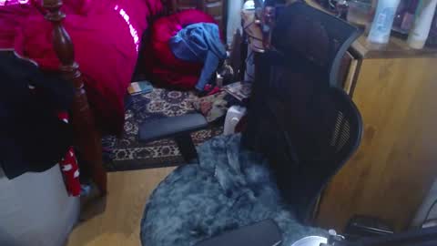 Snapshot of orookun chatting on 11.08.25 orookun online show from 11.08.25