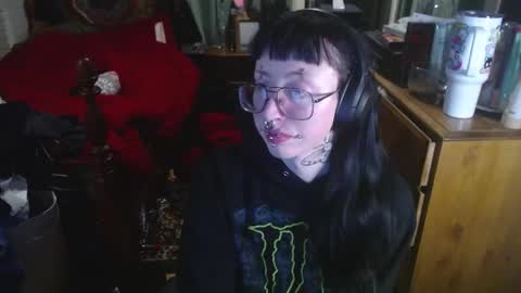 Snapshot of orookun chatting on 11.11.25 orookun online show from 11.11.25