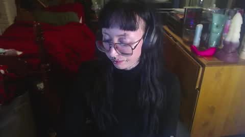 Snapshot of orookun chatting on 11.23.25 orookun online show from 11.23.25