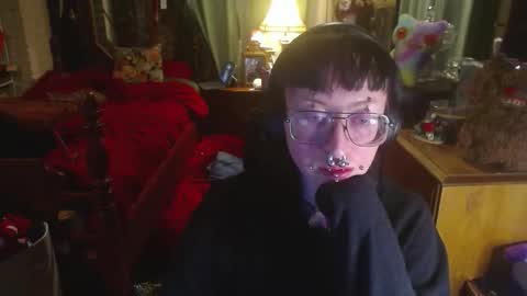 Snapshot of orookun chatting on 12.13.25 orookun online show from 12.13.25