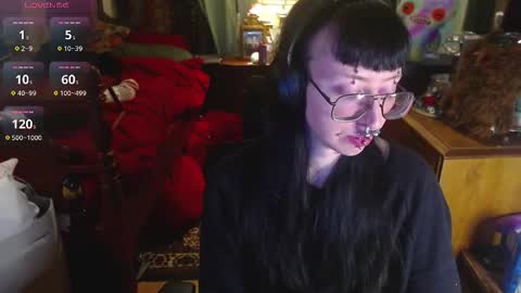 Snapshot of orookun chatting on 12.14.25 orookun online show from 12.14.25