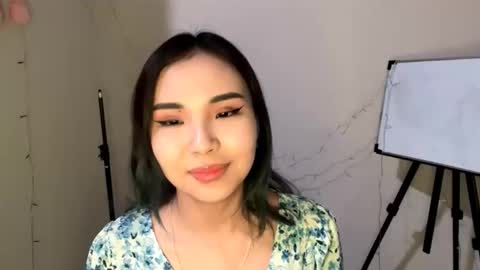 Angel online show from 12.04.25