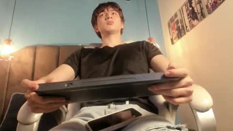 Oscar online show from 02.15.26