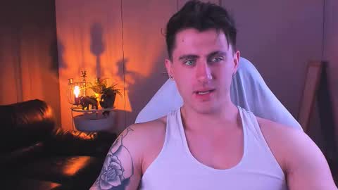 Snapshot of oscar_miller_ chatting on 10.10.25 Oscar online show from 10.10.25