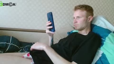 Snapshot of oscar_wildy chatting on 06.15.26 Oscar online show from 06.15.26