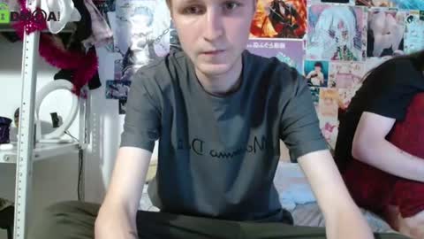 Snapshot of oscar_wildy chatting on 07.25.26 Oscar online show from 07.25.26