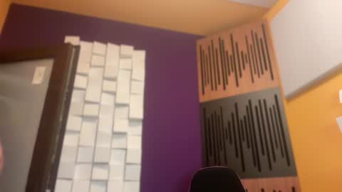 Snapshot of oscarsavage chatting on 01.31.25 Oscar Steel Savage online show from 01.31.25