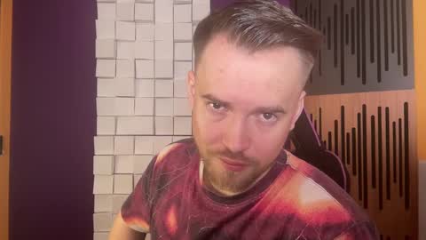 Snapshot of oscarsavage chatting on 02.07.25 Oscar Steel Savage online show from 02.07.25