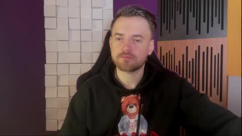 Snapshot of oscarsavage chatting on 02.23.25 Oscar Steel Savage online show from 02.23.25
