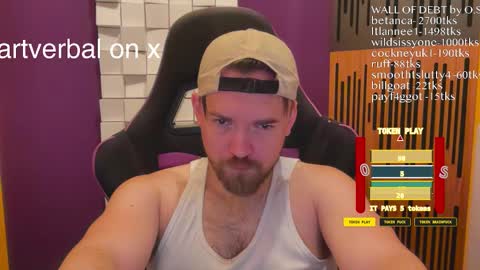 Snapshot of oscarsavage chatting on 11.08.25 Oscar Steel Savage online show from 11.08.25