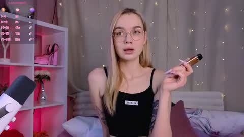 Heidi  online show from 03.10.25