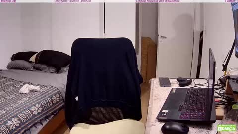 Snapshot of osito_blanco chatting on 03.12.25 Osito Blanco online show from 03.12.25