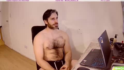 Snapshot of osito_blanco chatting on 09.08.25 Osito Blanco online show from 09.08.25