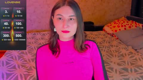 Snapshot of oskar_fucker chatting on 03.08.25 Leliana online show from 03.08.25