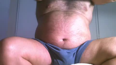 Snapshot of osolicencioso chatting on 03.08.25 Oso Licencioso online show from 03.08.25