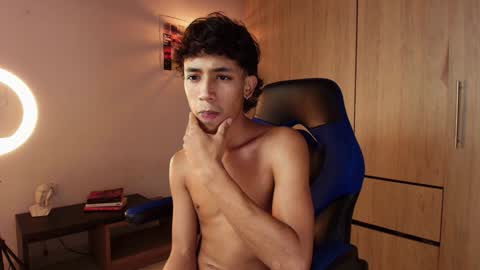 ostin 18hot online show from 01.14.25