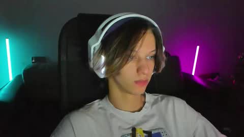 Snapshot of ostin_meoww chatting on 01.09.26 Ostin online show from 01.09.26