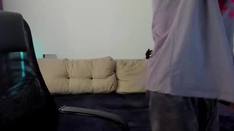 Snapshot of ostin_meoww chatting on 01.18.26 Ostin online show from 01.18.26