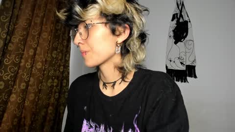 Snapshot of ottoyan_ chatting on 12.03.24 Otto 3 online show from 12.03.24