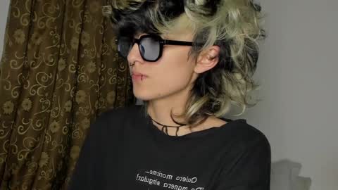 Snapshot of ottoyan_ chatting on 01.14.25 Otto 3 online show from 01.14.25