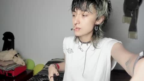 Snapshot of ottoyan_ chatting on 03.07.25 Otto 3 online show from 03.07.25