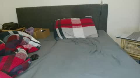 Snapshot of oudzktjong chatting on 01.26.25 kars online show from 01.26.25