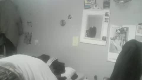 ouinnybis195625 online show from 01.13.25