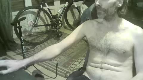 ouinnybis195625 online show from 01.17.26