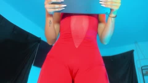 Snapshot of ounla_sweet chatting on 05.13.26 ounla sweet online show from 05.13.26